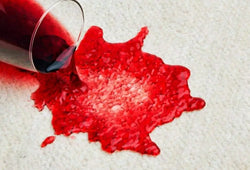 CÓMO LIMPIAR MANCHAS EN ALFOMBRAS